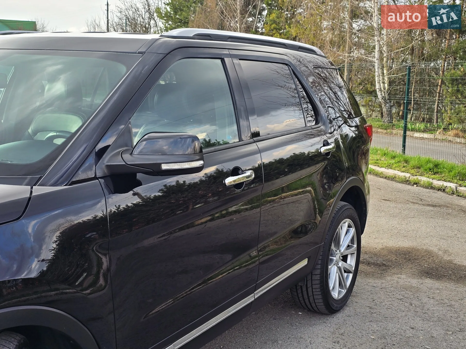 2016 Ford Explorer - мініатюра 12