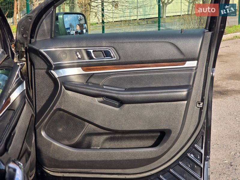 Позашляховик / Кросовер Ford Explorer 2016 в Хмельницькому