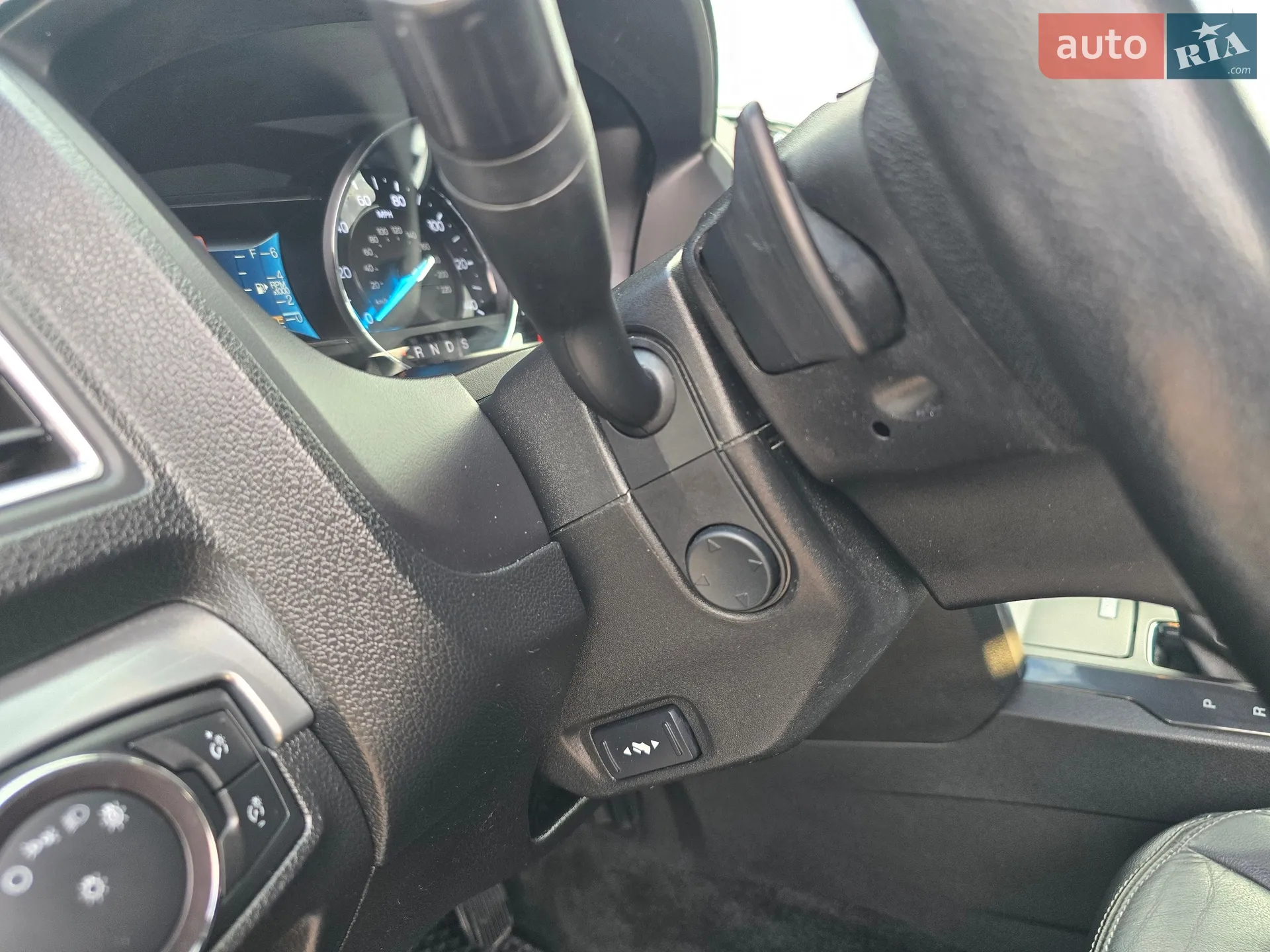 2016 Ford Explorer - мініатюра 28