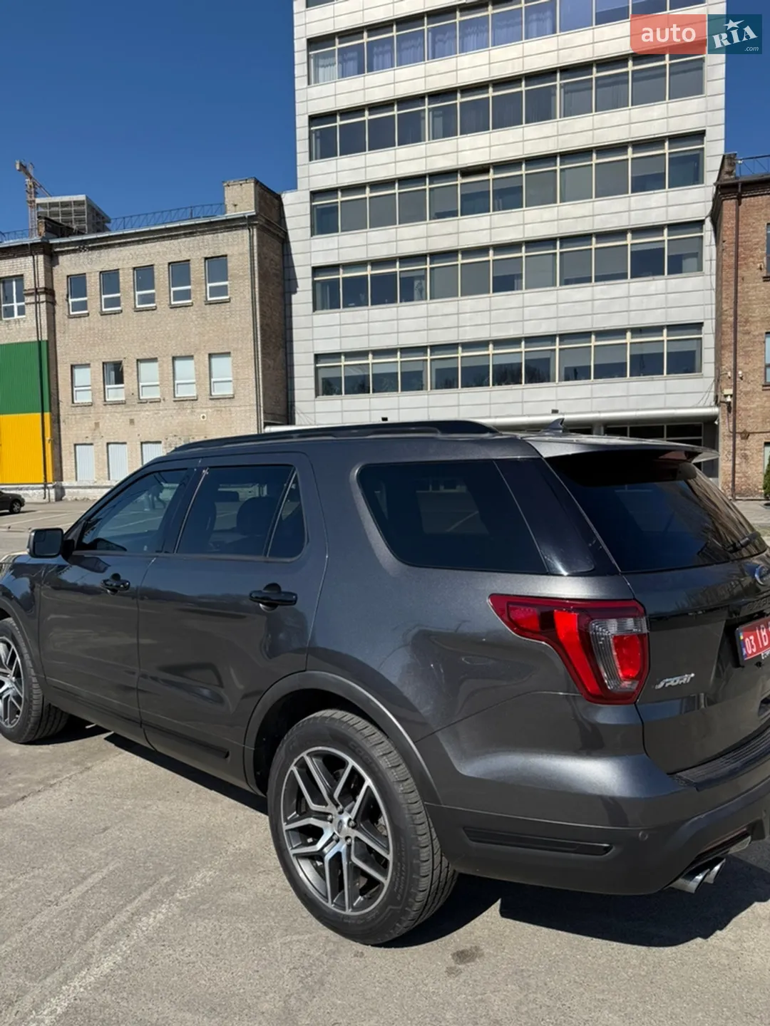 2018 Ford Explorer - мініатюра 13