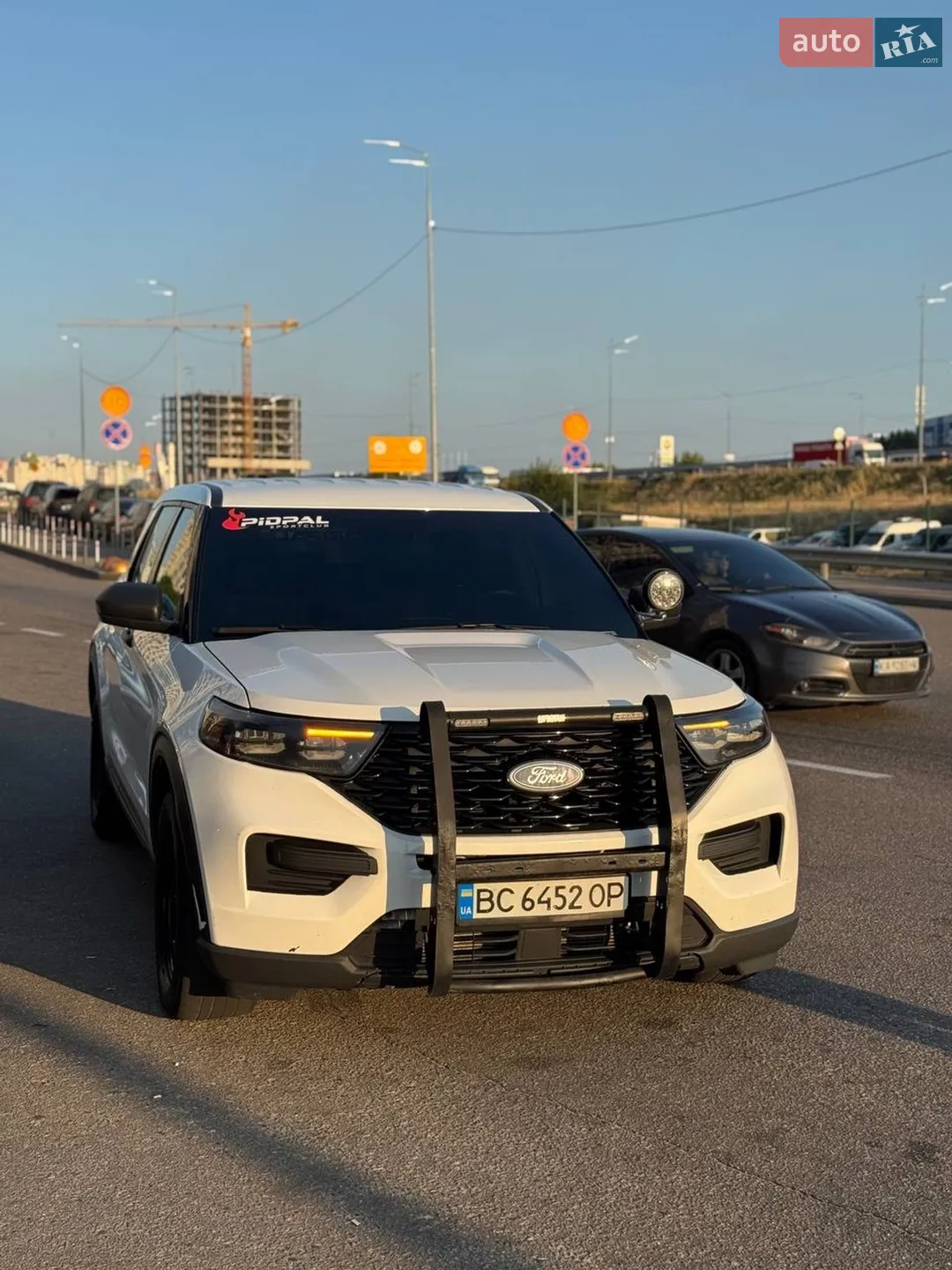 2020 Ford Explorer - мініатюра 2
