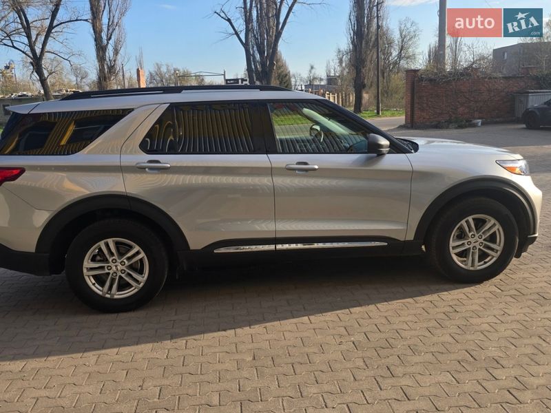 Позашляховик / Кросовер Ford Explorer 2023 в Кривому Розі