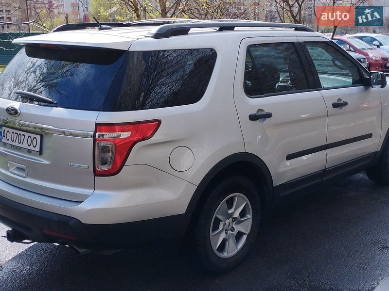 Позашляховик / Кросовер Ford Explorer 2013 в Києві