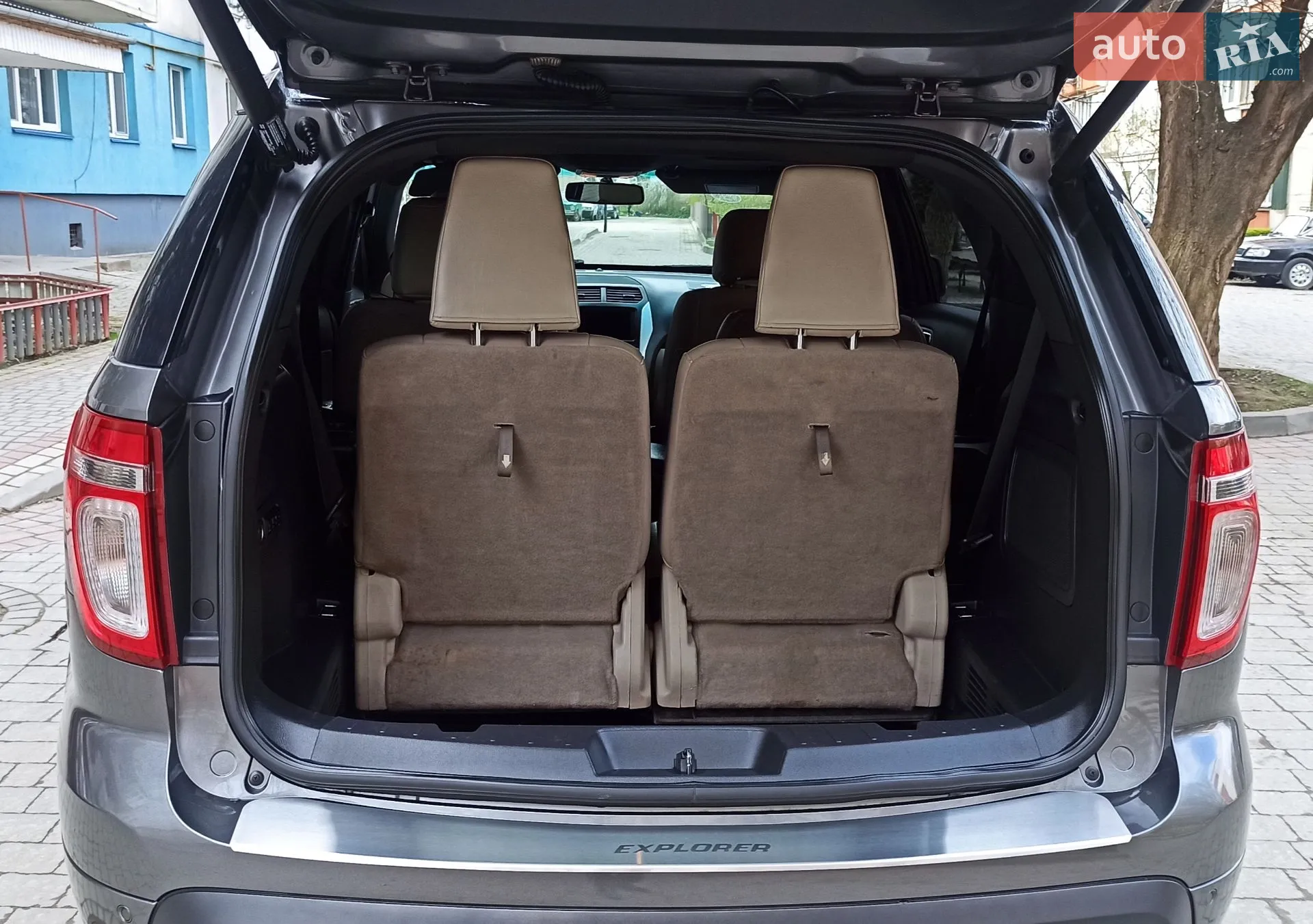 2011 Ford Explorer - мініатюра 150