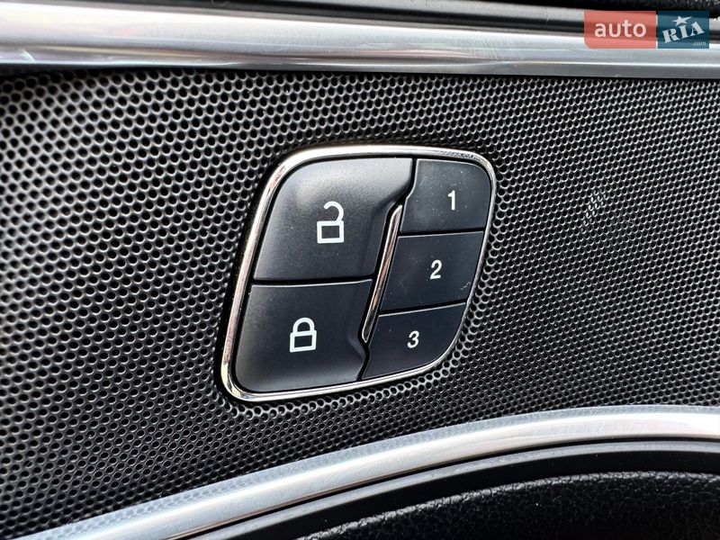 Позашляховик / Кросовер Ford Explorer 2017 в Одесі