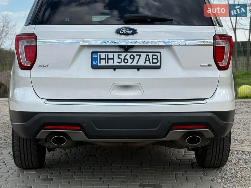 Внедорожник / Кроссовер Ford Explorer 2018 в Южном