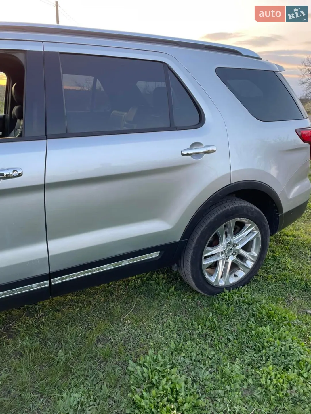 2015 Ford Explorer - мініатюра 46