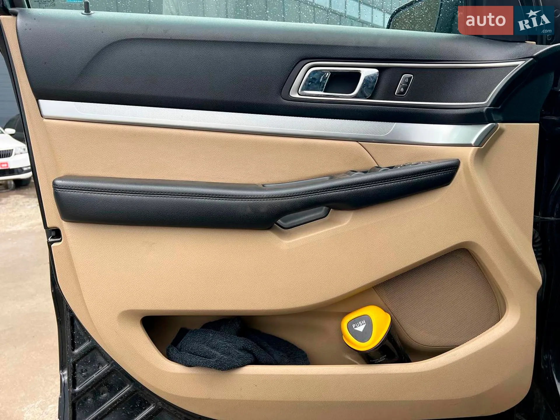 2015 Ford Explorer - мініатюра 15