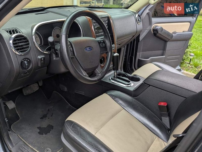 Внедорожник / Кроссовер Ford Explorer 2009 в Ровно