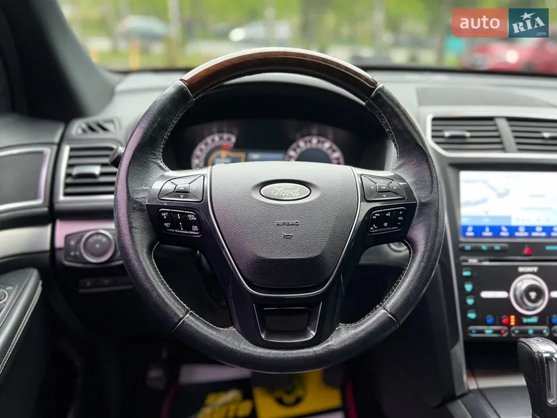 Ford Explorer 2017 VIN 1FM5K8HT7HGC21316 фото оголошення 12 з 78