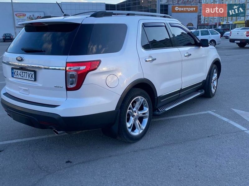 Внедорожник / Кроссовер Ford Explorer 2013 в Ивано-Франковске