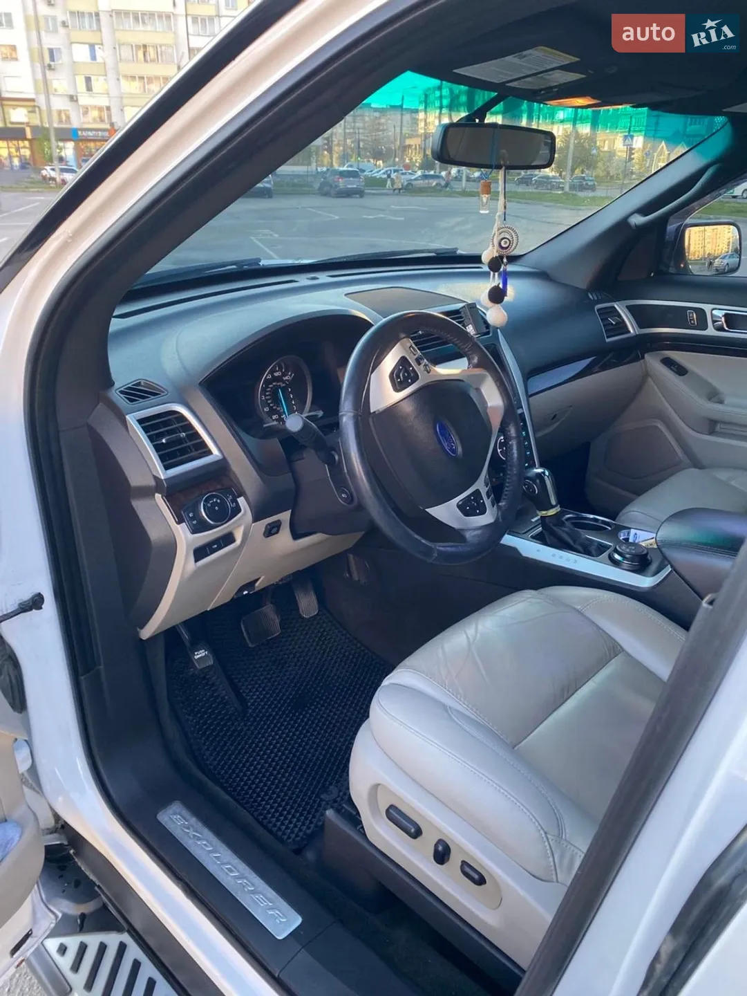 2013 Ford Explorer - мініатюра 17