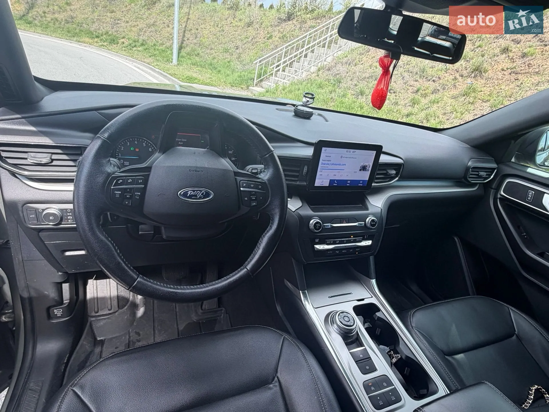 2020 Ford Explorer - мініатюра 2