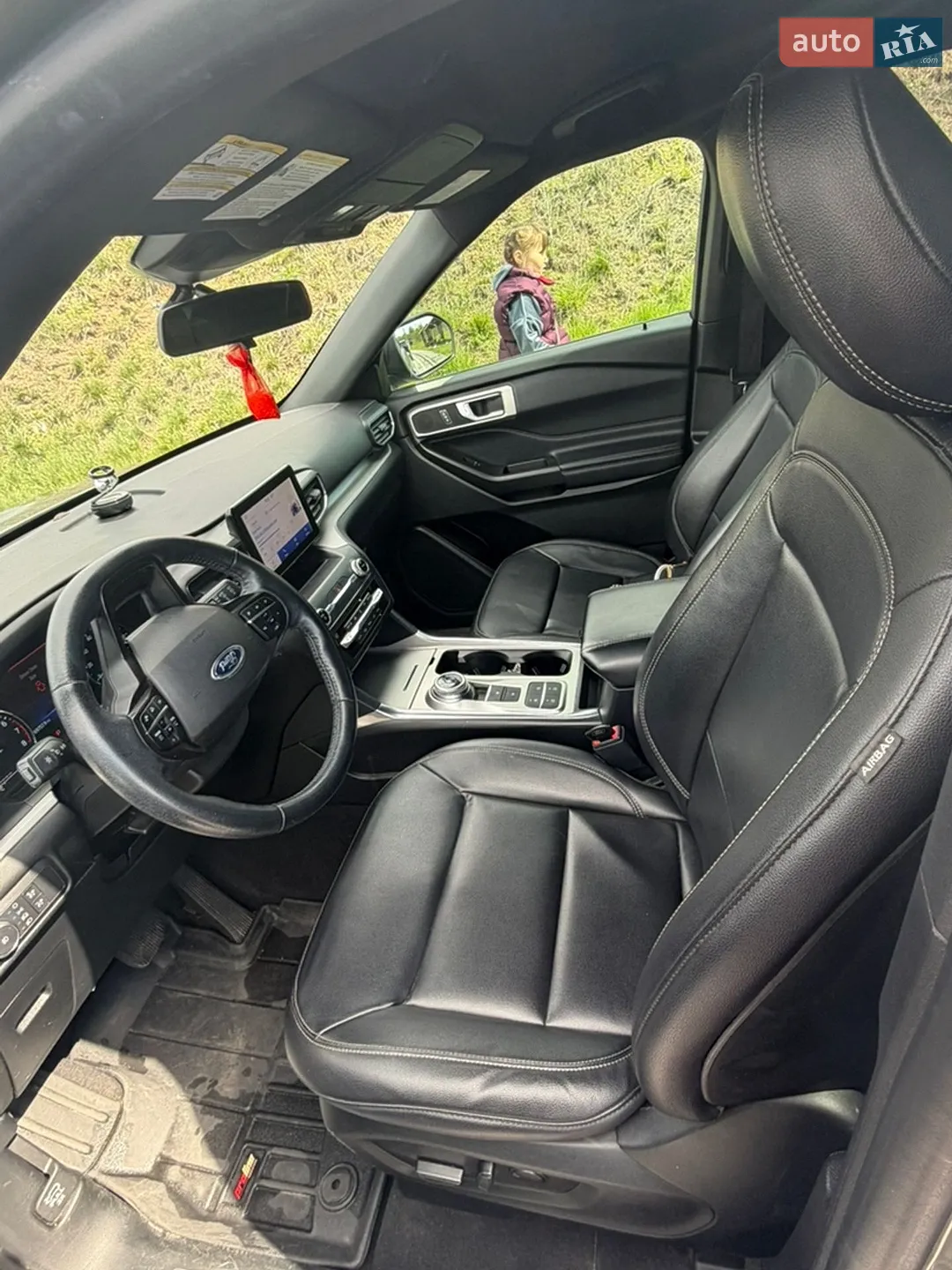 2020 Ford Explorer - мініатюра 4