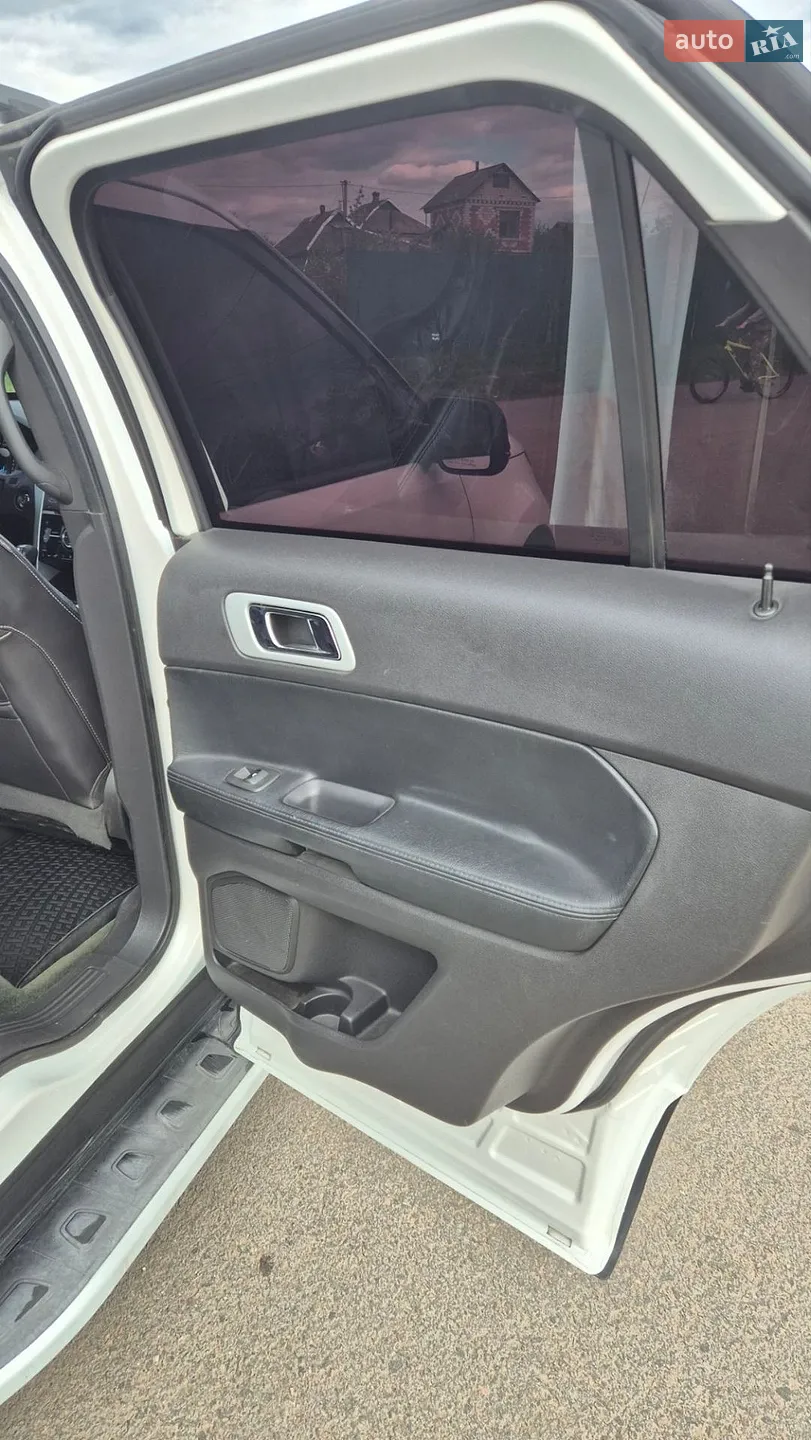 2013 Ford Explorer - мініатюра 11