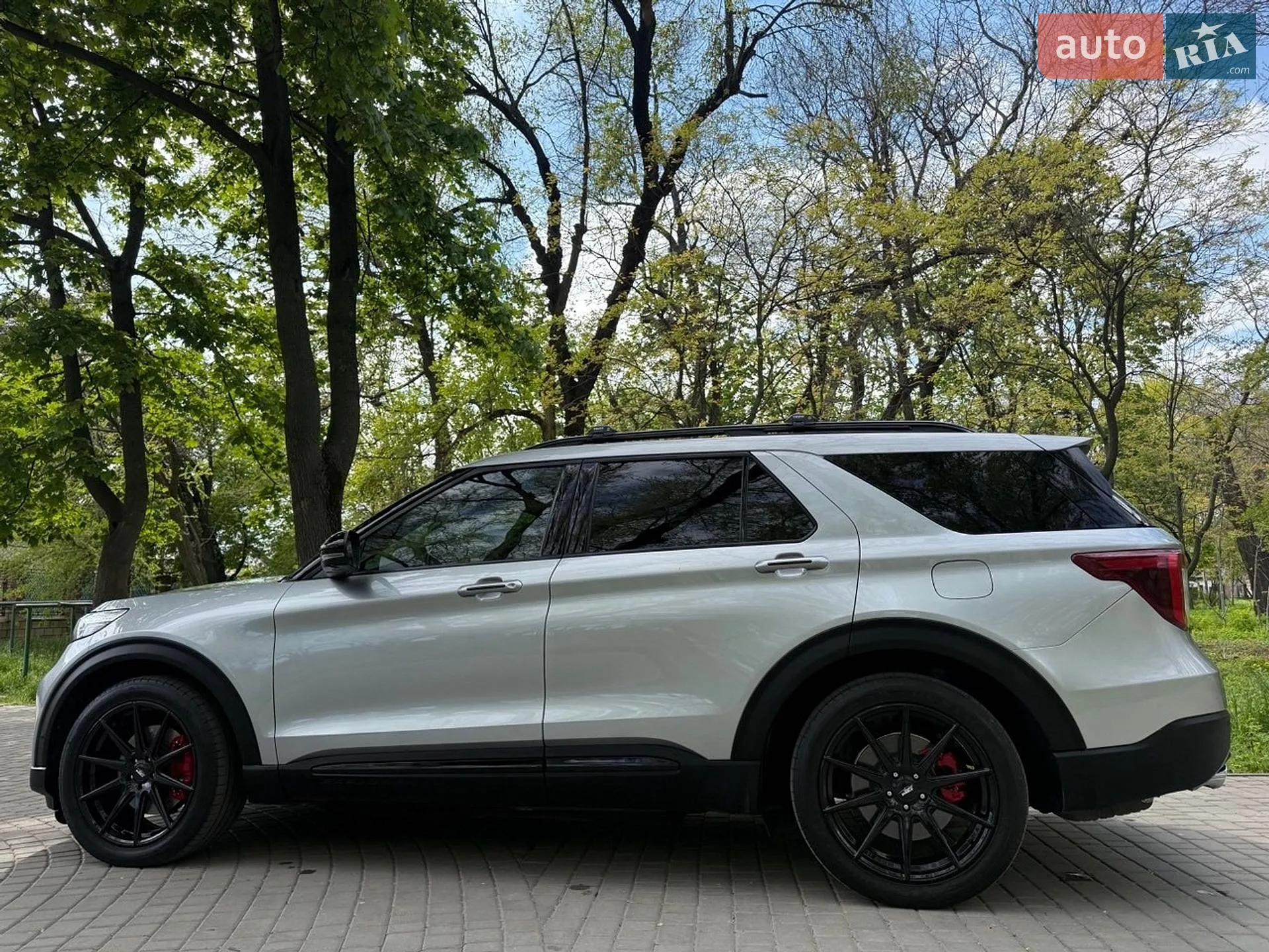 2020 Ford Explorer - мініатюра 5