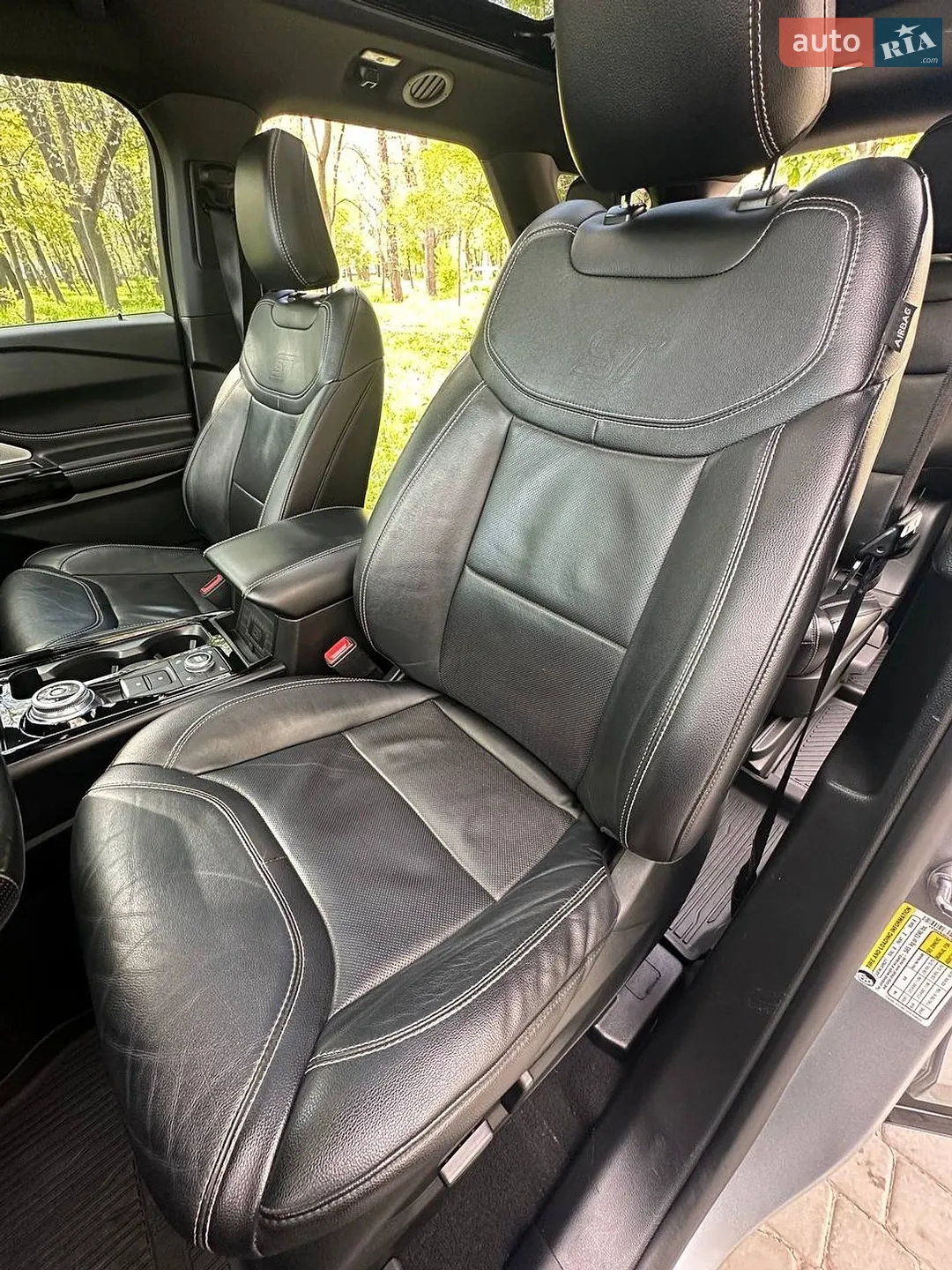 2020 Ford Explorer - мініатюра 26