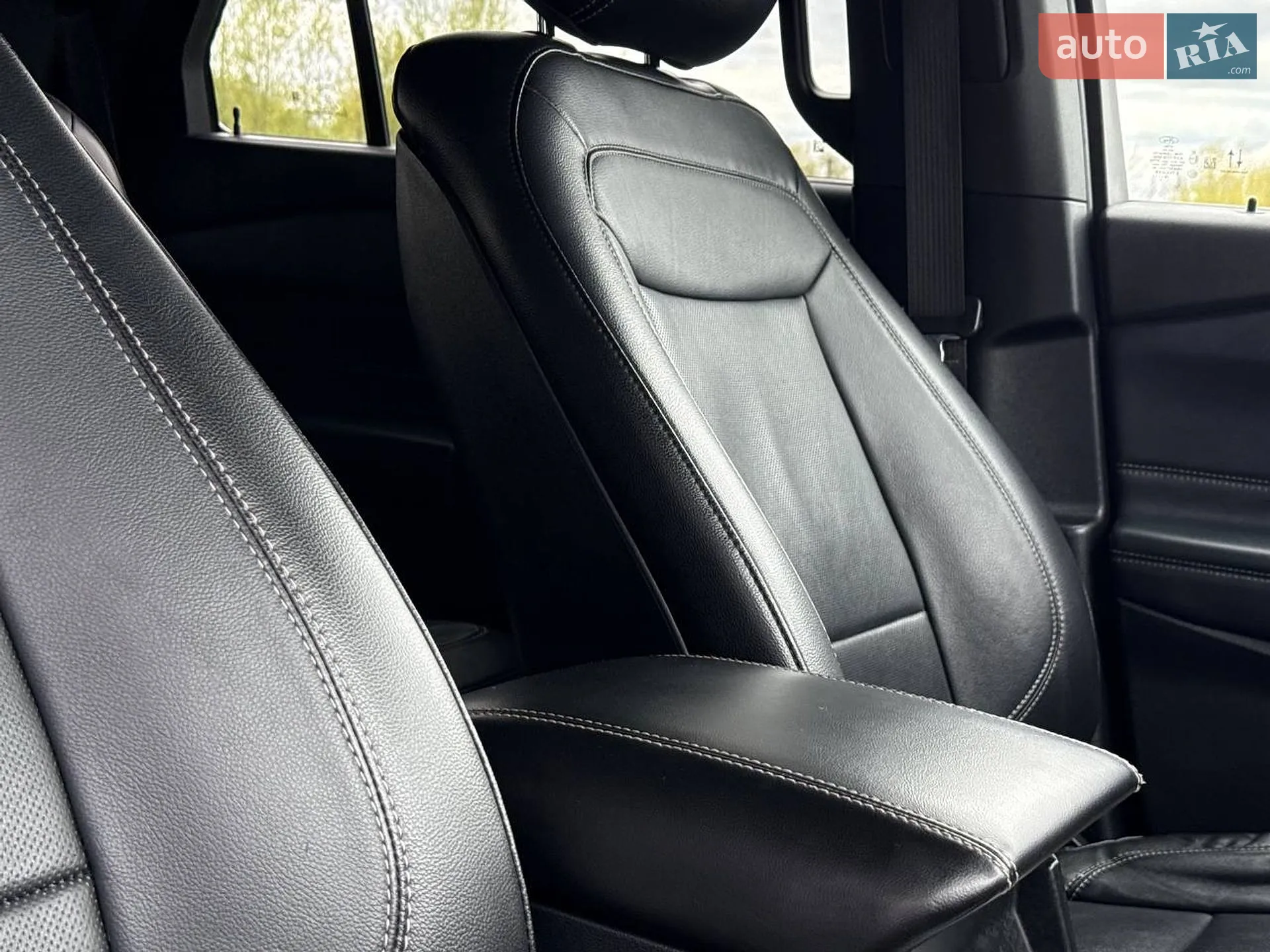 2019 Ford Explorer - мініатюра 64