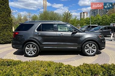 Позашляховик / Кросовер Ford Explorer 2018 в Львові