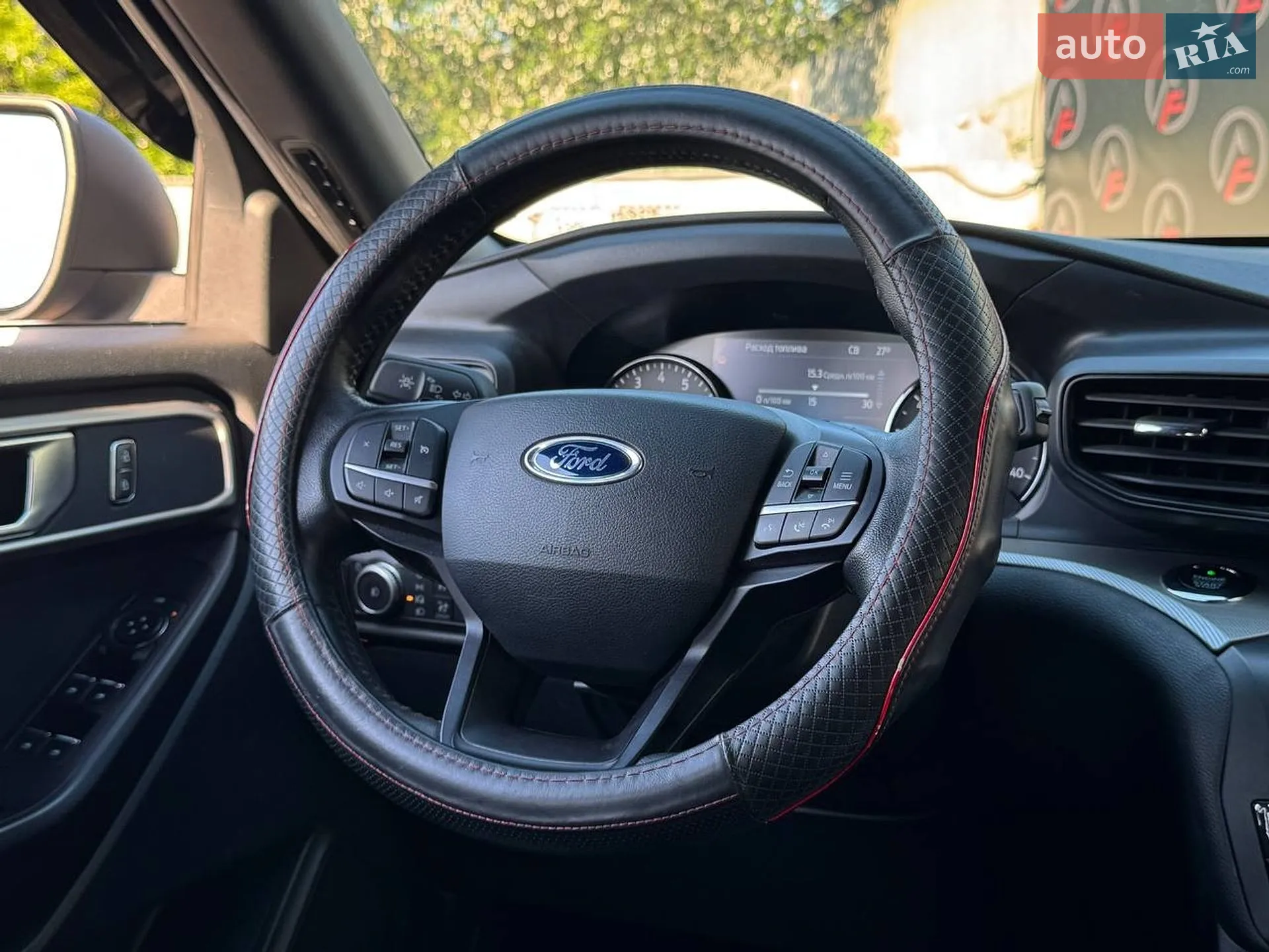 2019 Ford Explorer - мініатюра 16