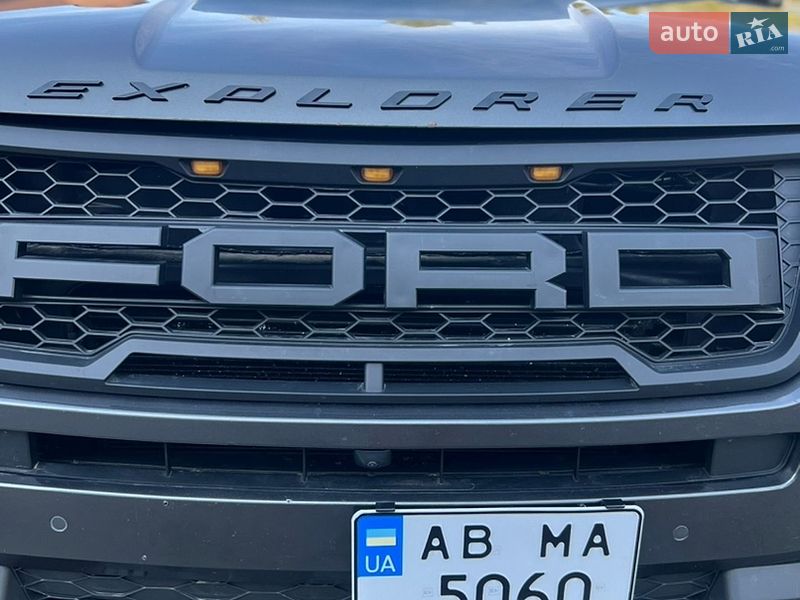 Внедорожник / Кроссовер Ford Explorer 2017 в Соленом