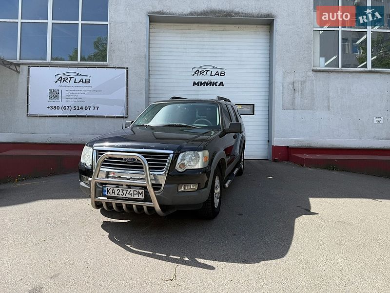 Позашляховик / Кросовер Ford Explorer 2005 в Києві