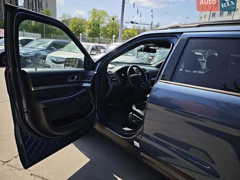 Позашляховик / Кросовер Ford Explorer 2018 в Харкові