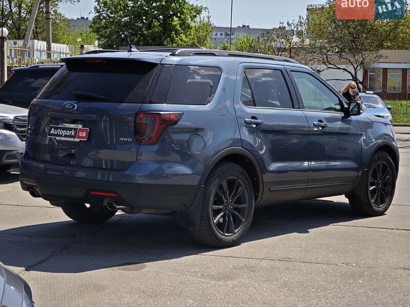 Позашляховик / Кросовер Ford Explorer 2018 в Харкові