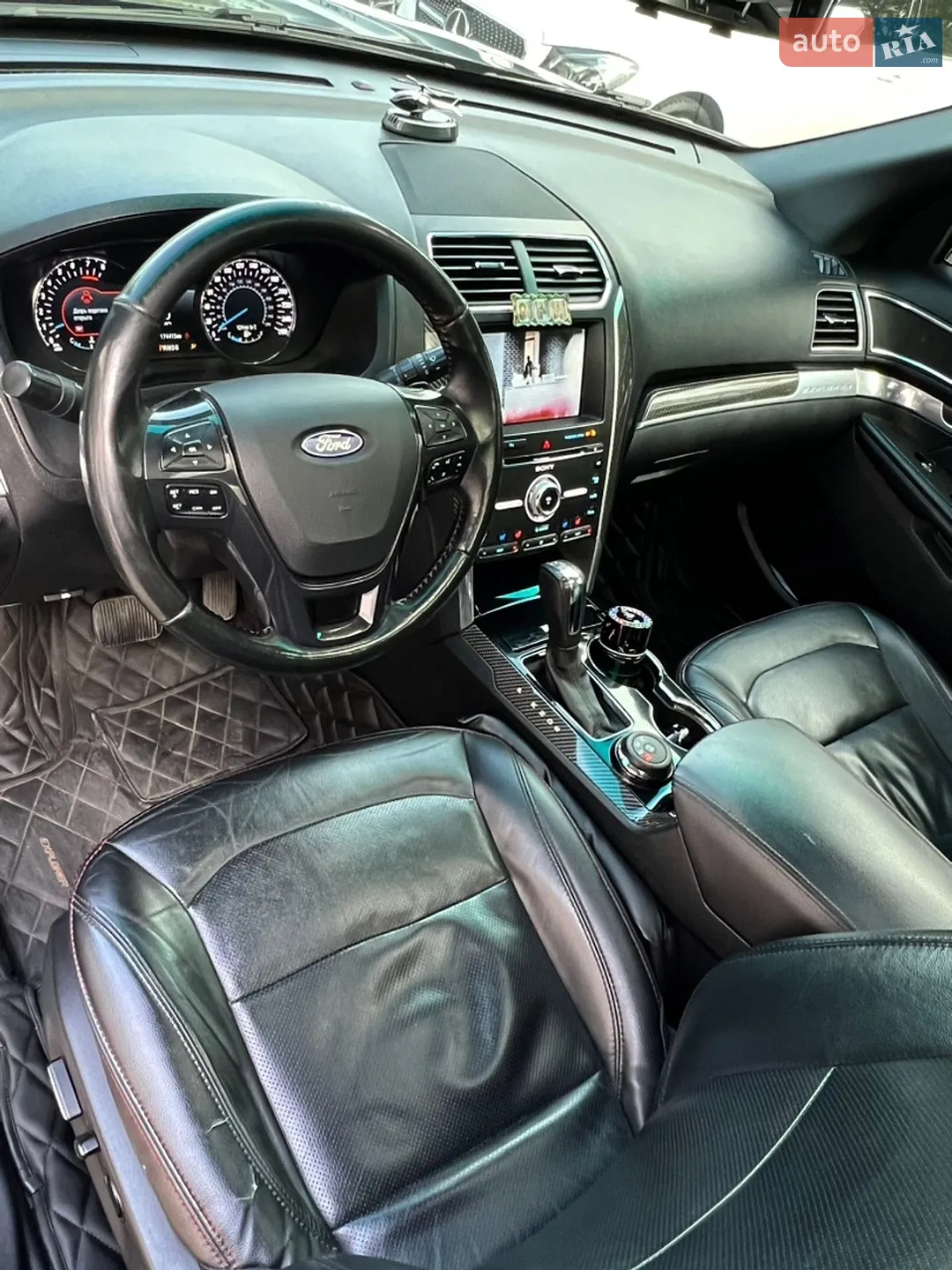 2016 Ford Explorer - мініатюра 19
