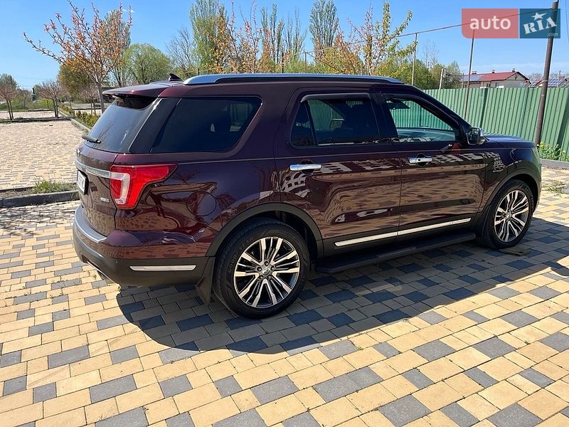 Внедорожник / Кроссовер Ford Explorer 2018 в Виннице