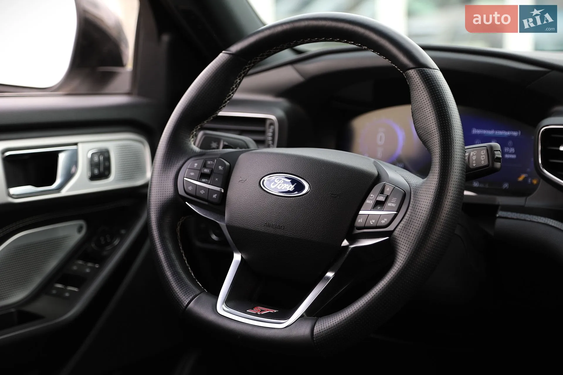2020 Ford Explorer - мініатюра 15