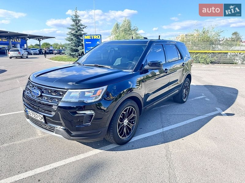 Внедорожник / Кроссовер Ford Explorer 2017 в Ивано-Франковске