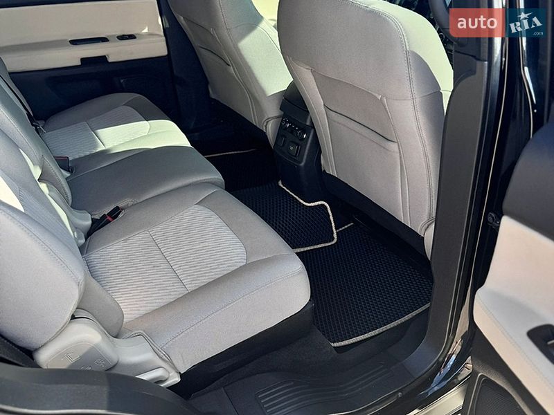 Внедорожник / Кроссовер Ford Explorer 2017 в Ивано-Франковске
