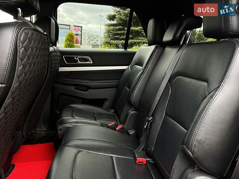Позашляховик / Кросовер Ford Explorer 2015 в Львові