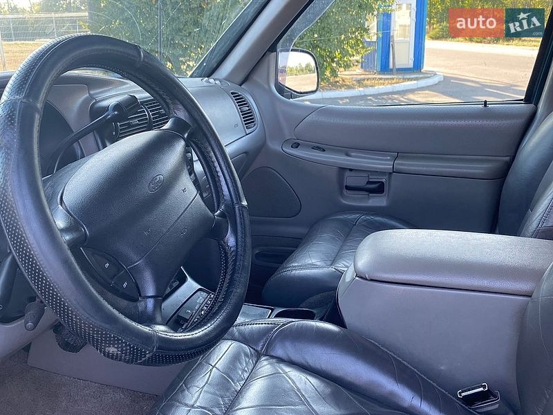 Внедорожник / Кроссовер Ford Explorer 1995 в Запорожье