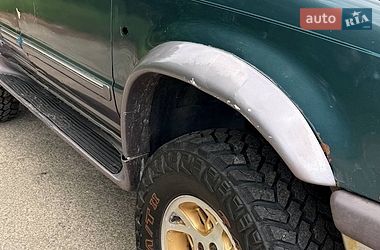 Позашляховик / Кросовер Ford Explorer 1995 в Чернігові