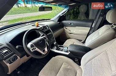 Внедорожник / Кроссовер Ford Explorer 2015 в Баре