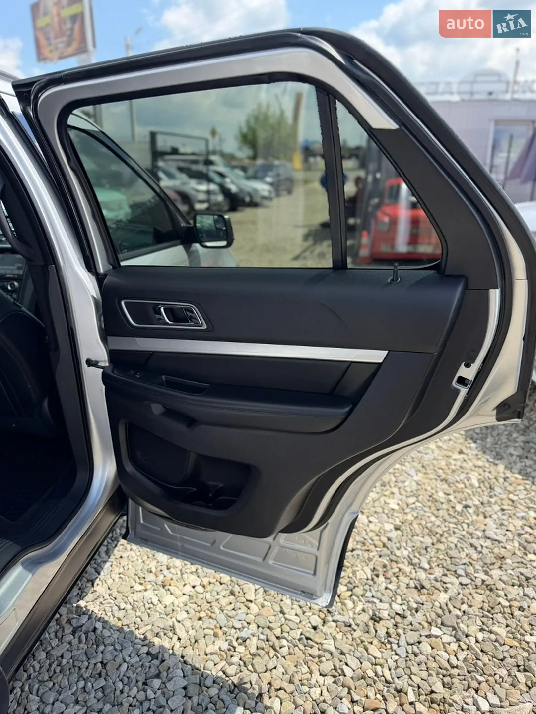 2016 Ford Explorer - мініатюра 29