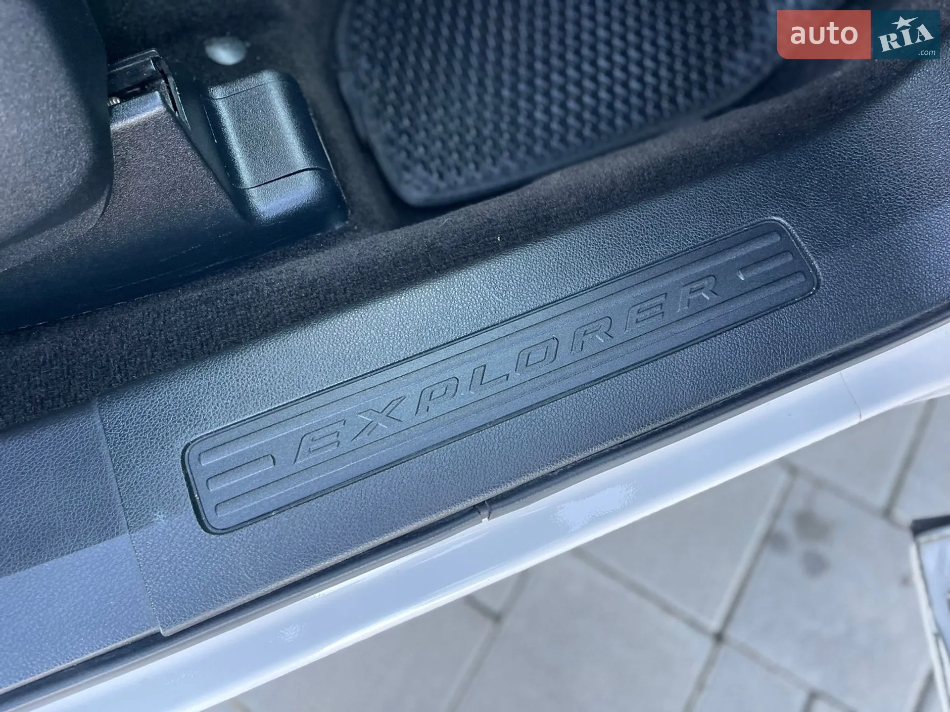 2018 Ford Explorer - мініатюра 75