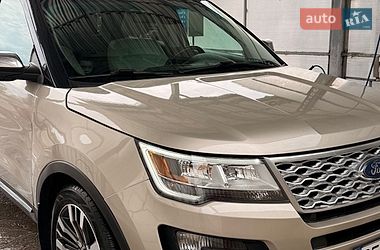Внедорожник / Кроссовер Ford Explorer 2016 в Черноморске фото 3 Внедорожник / Кроссовер Ford Explorer 2016 в Черноморске