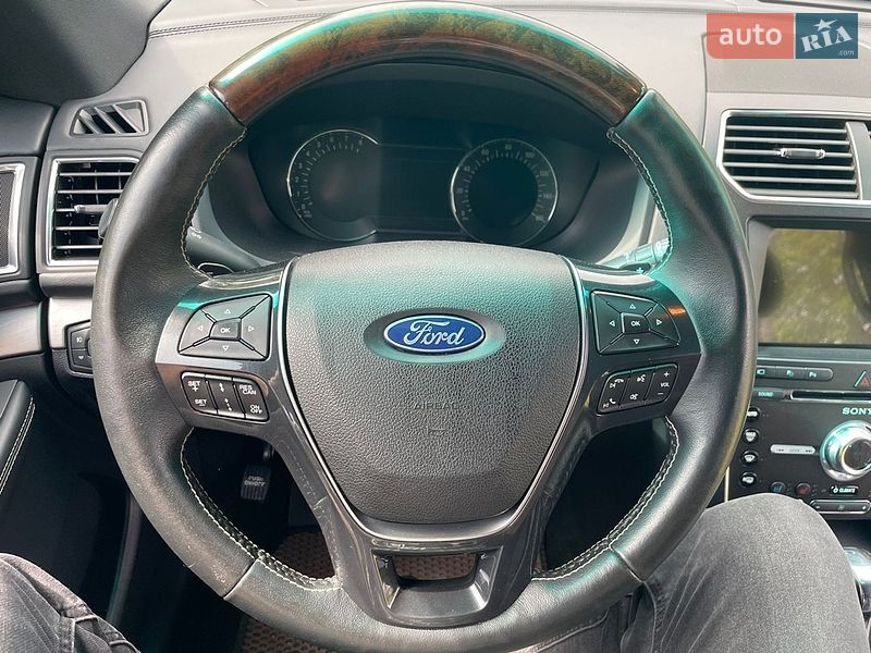 Позашляховик / Кросовер Ford Explorer 2016 в Броварах