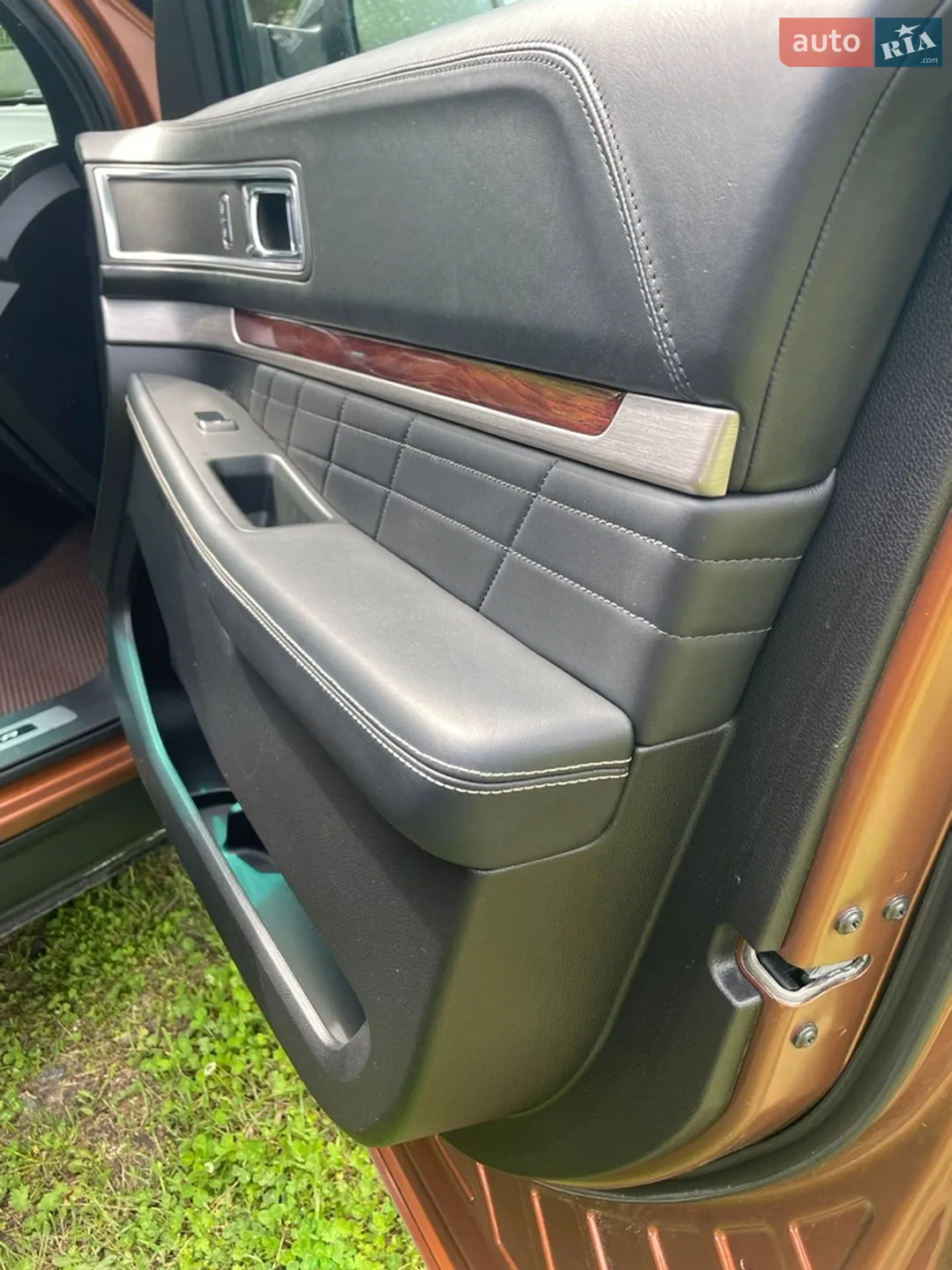 2016 Ford Explorer - мініатюра 22