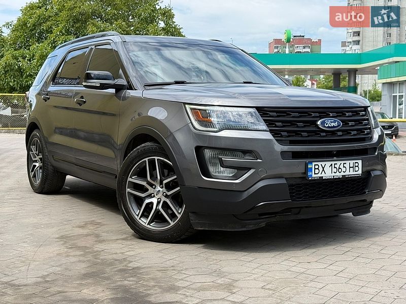 Позашляховик / Кросовер Ford Explorer 2016 в Львові фото Позашляховик / Кросовер Ford Explorer 2016 в Львові