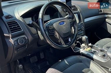 Позашляховик / Кросовер Ford Explorer 2018 в Лубнах