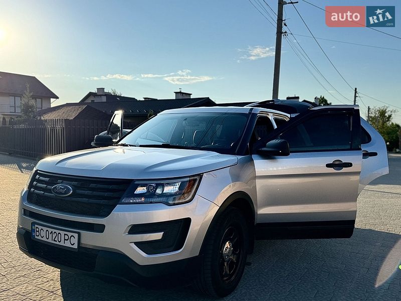 Позашляховик / Кросовер Ford Explorer 2017 в Львові