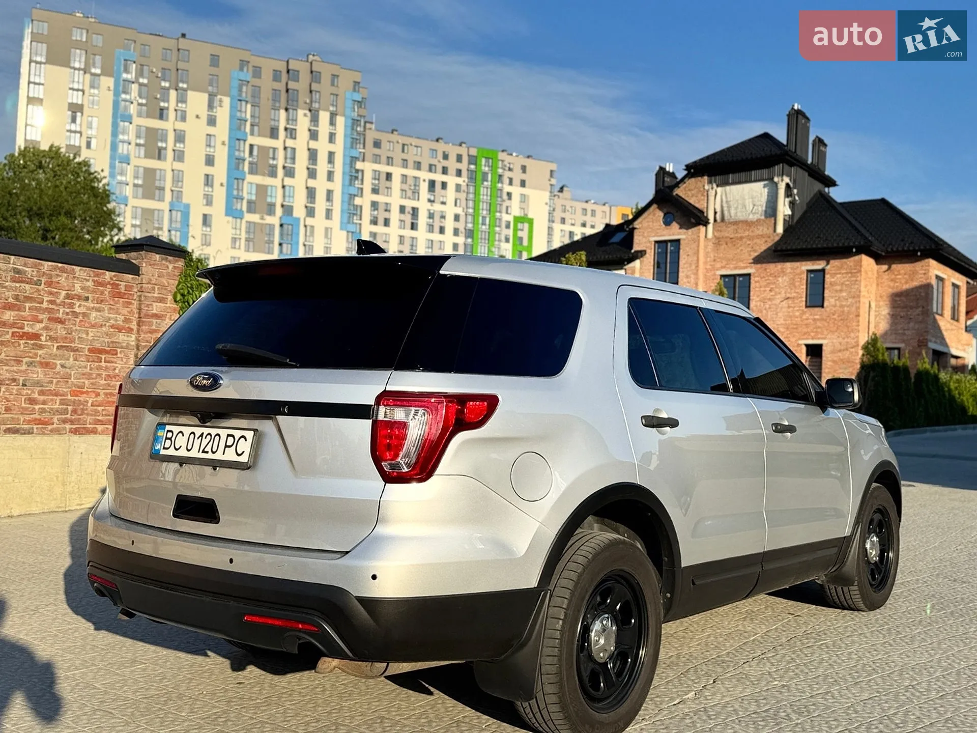 2017 Ford Explorer - мініатюра 28