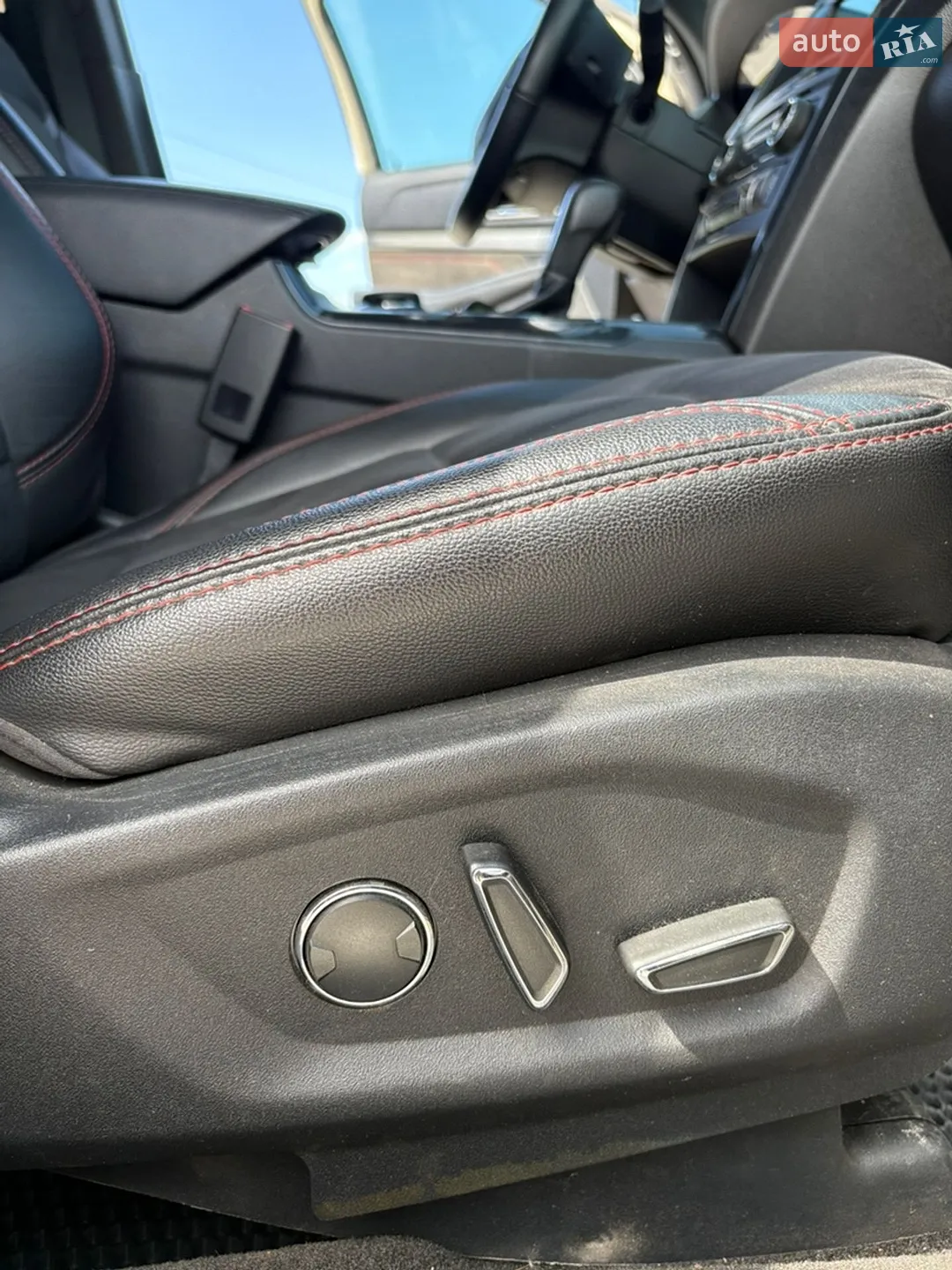 2017 Ford Explorer - мініатюра 24