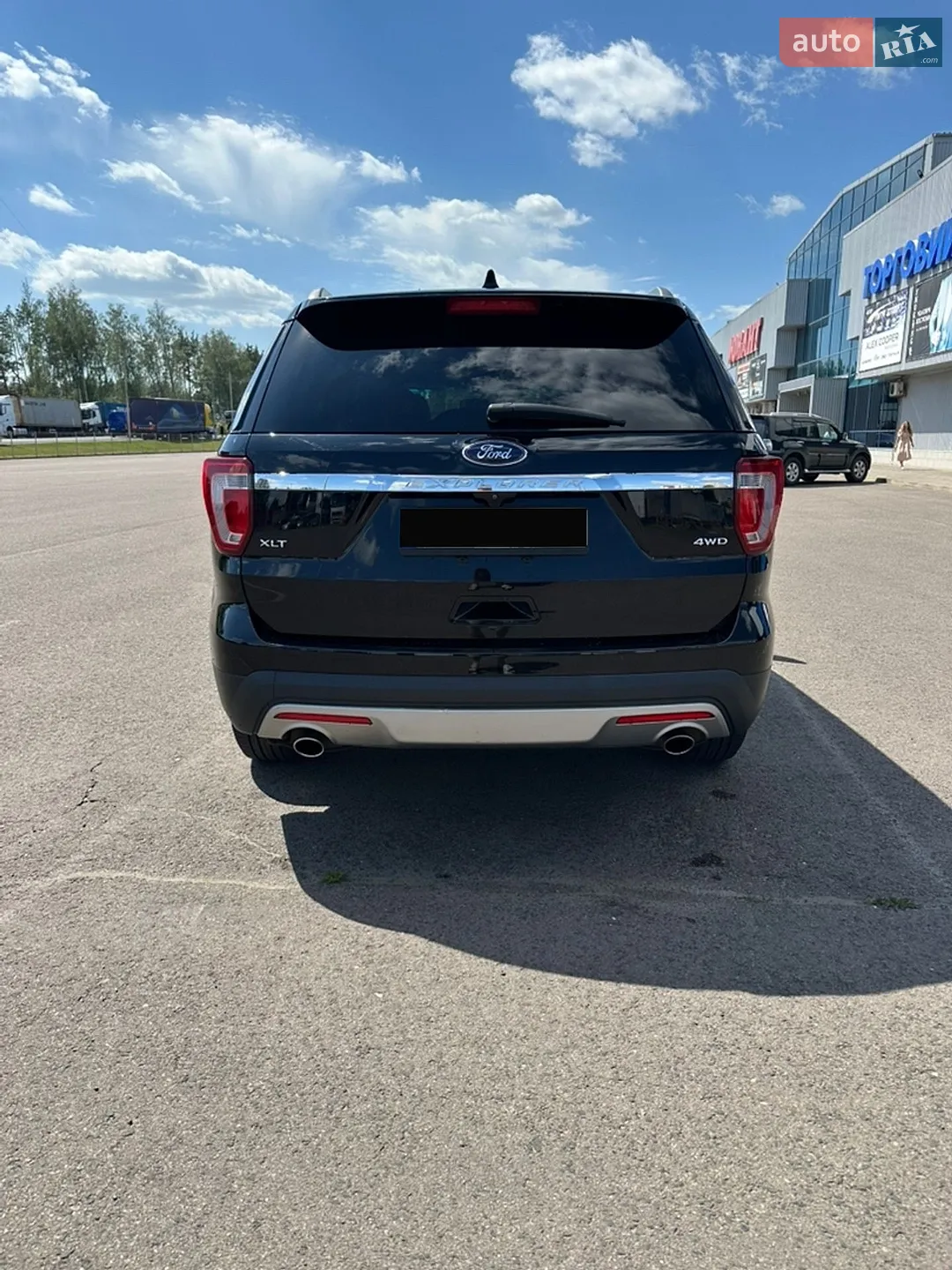 2016 Ford Explorer - мініатюра 5