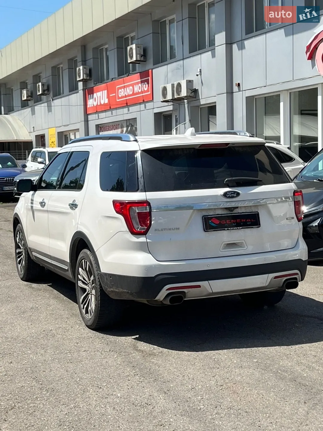 2017 Ford Explorer - мініатюра 16