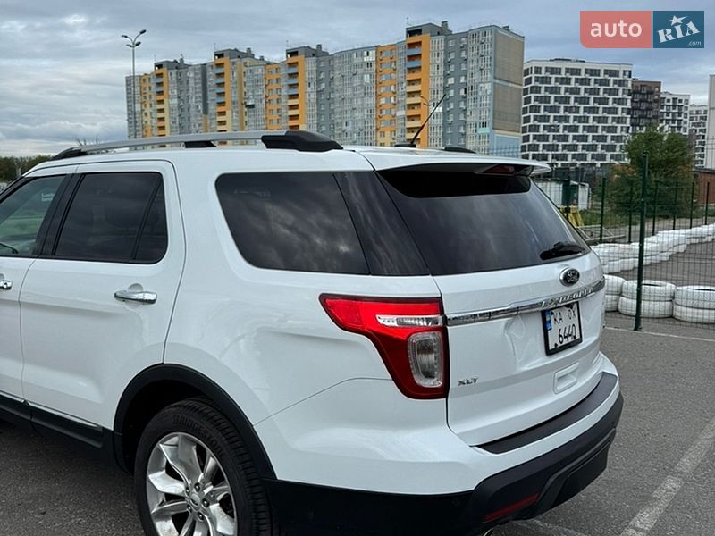 Позашляховик / Кросовер Ford Explorer 2012 в Києві